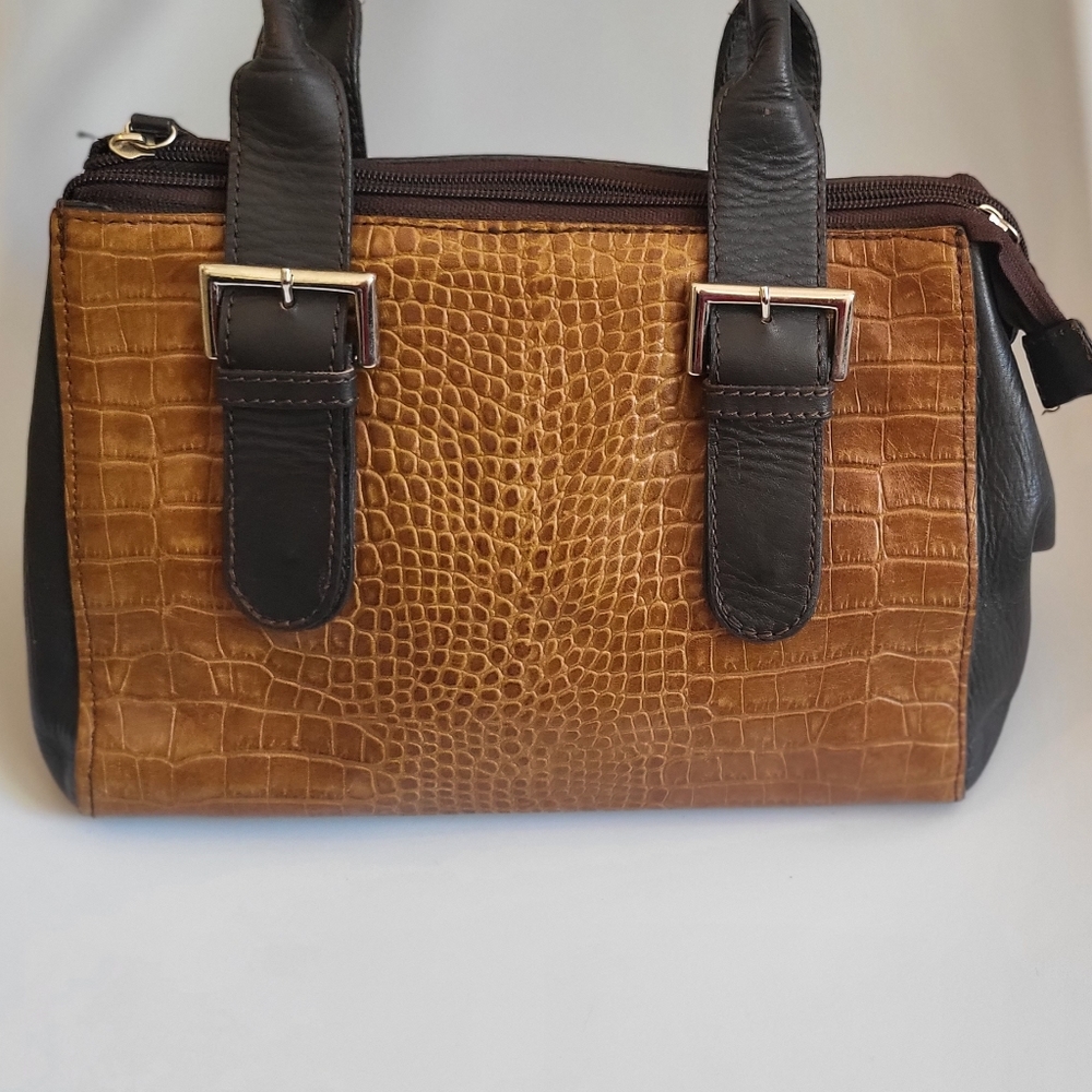 Alexandro Yeo Brown Handbag